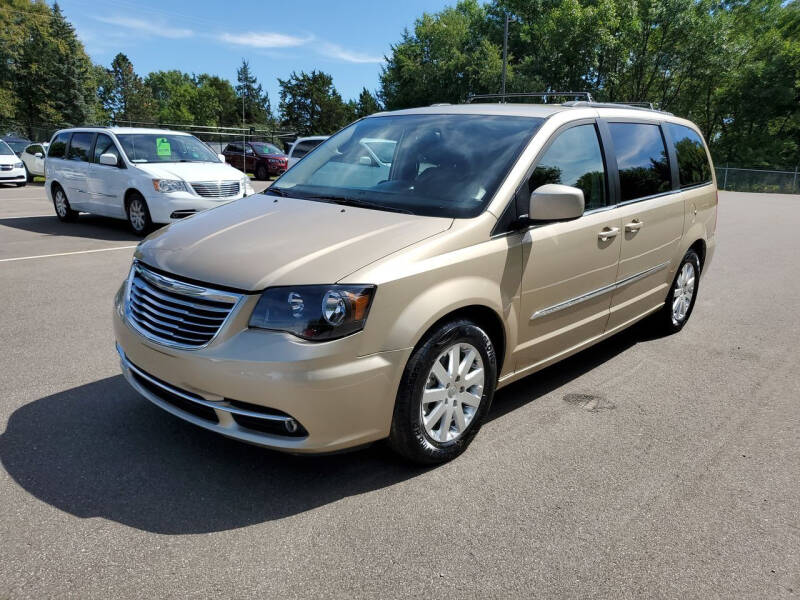 2016 Chrysler Town and Country Touring