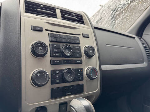 2009 Ford Escape XLT