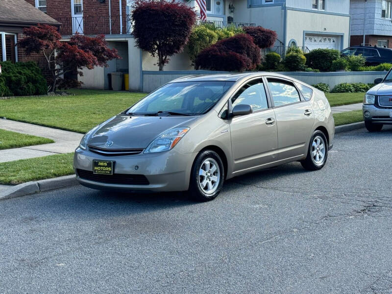 2006 Toyota Prius for sale at Reis Motors LLC in Lawrence NY