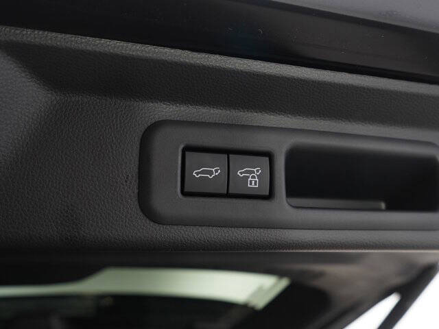 2025 Toyota Sequoia Platinum