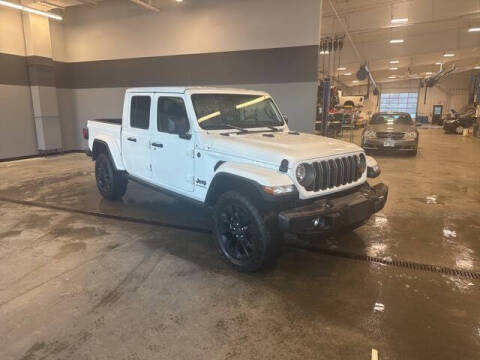 2024 Jeep Gladiator NightHawk