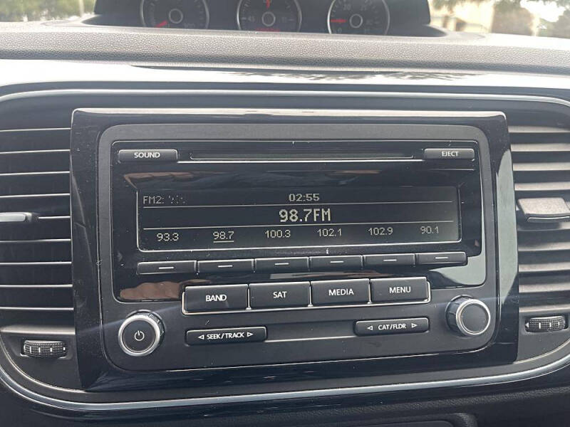 2013 Volkswagen Beetle