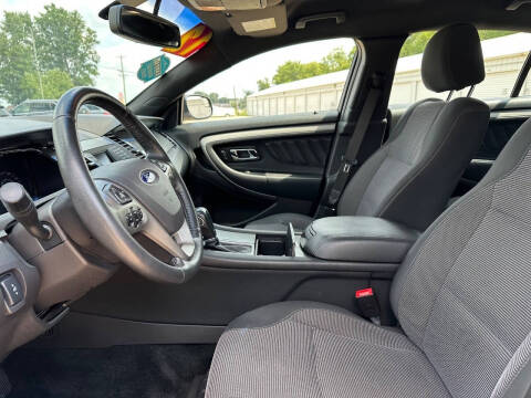 2016 Ford Taurus SEL