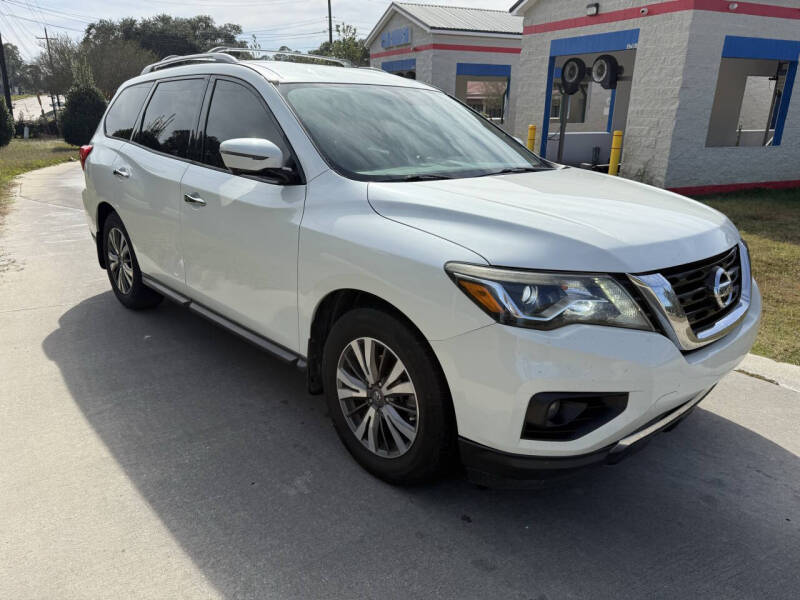 2017 Nissan Pathfinder SL