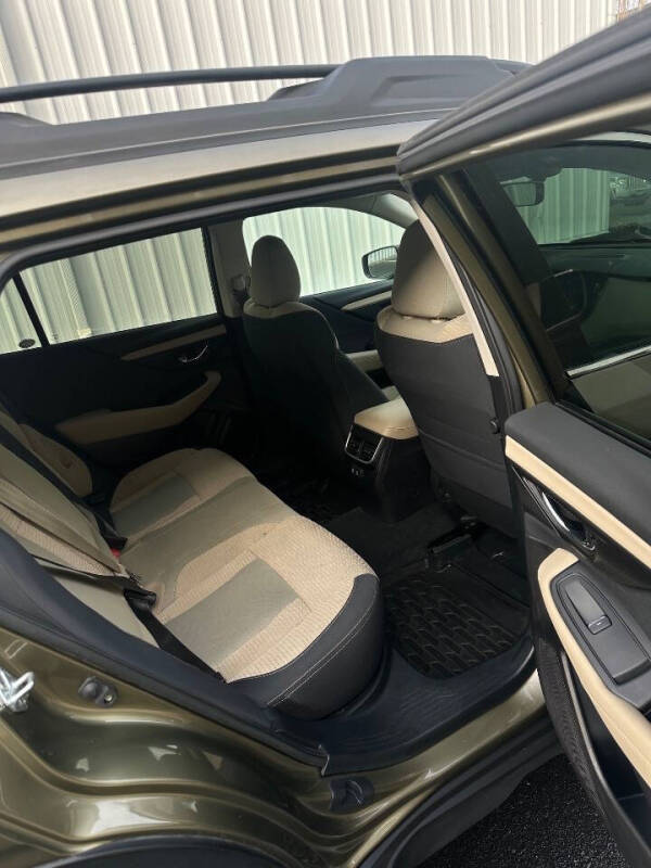 2022 Subaru Outback Premium