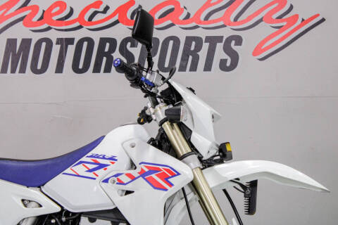 2023 Suzuki DR-Z400SM