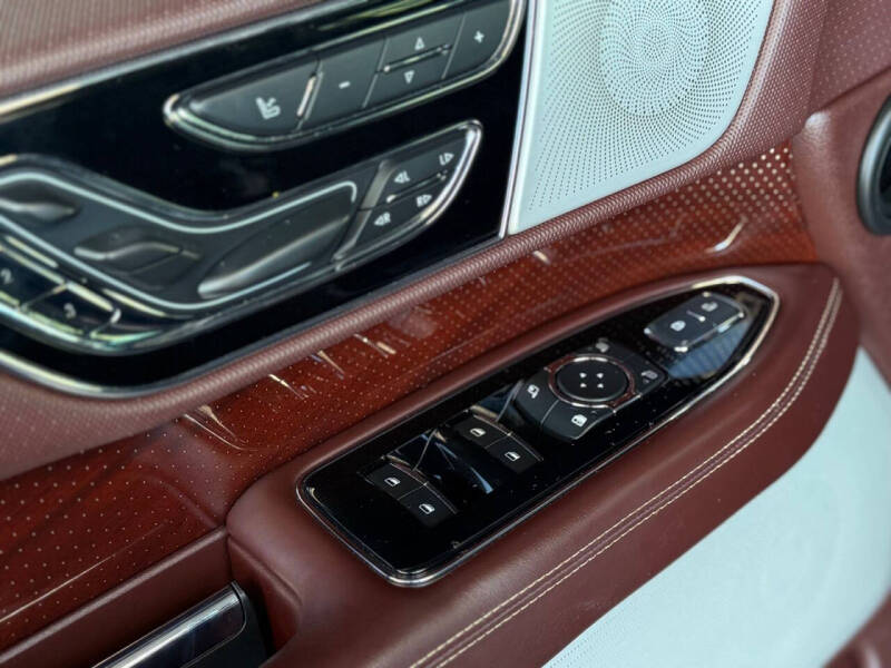 2020 Lincoln Navigator L Black Label