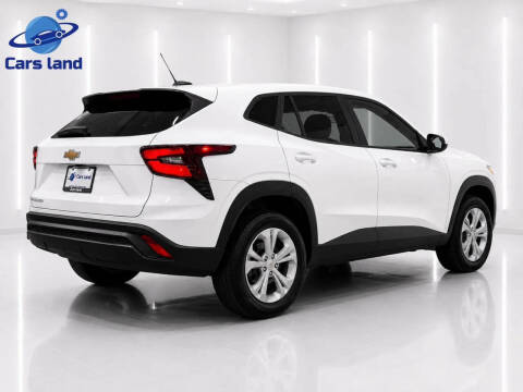 2025 Chevrolet Trax LS