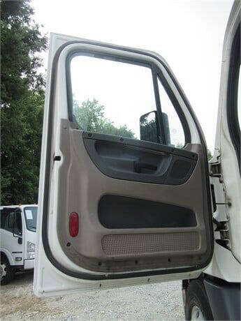 2014 Freightliner Cascadia