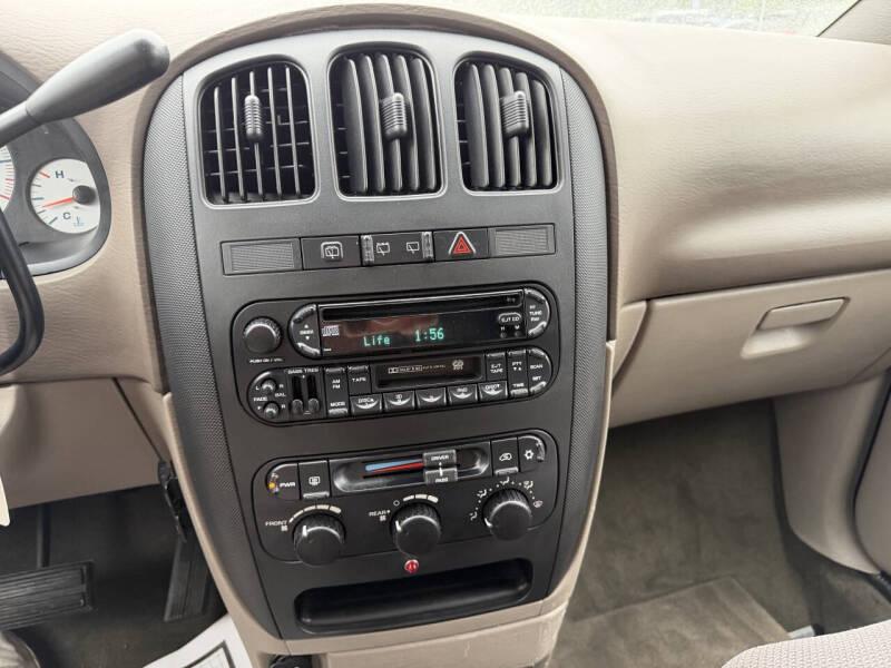 2003 Dodge Grand Caravan SE