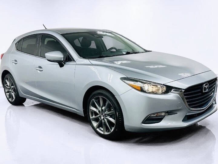 2018 Mazda MAZDA3 Touring