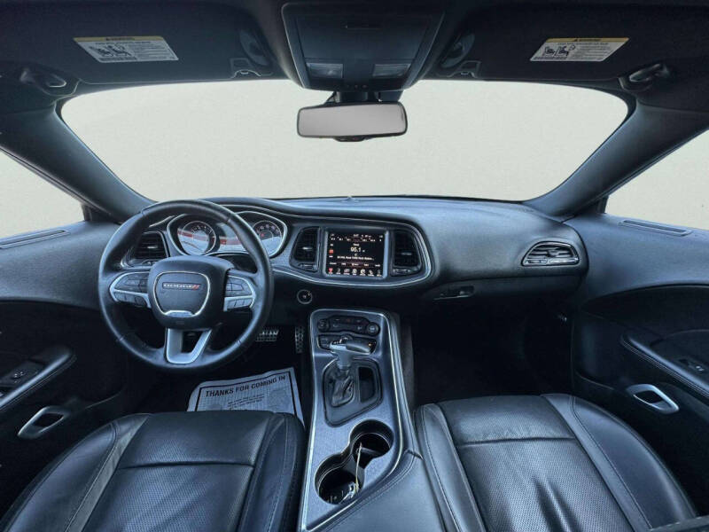 2016 Dodge Challenger SXT