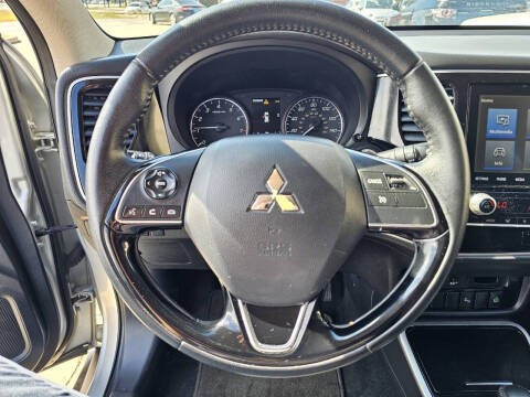2020 Mitsubishi Outlander SEL