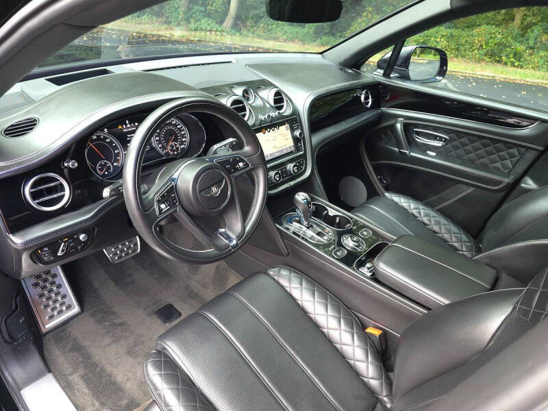 2020 Bentley Bentayga Hybrid