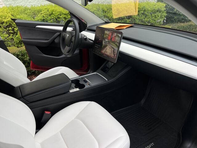 2024 Tesla Model Y Performance