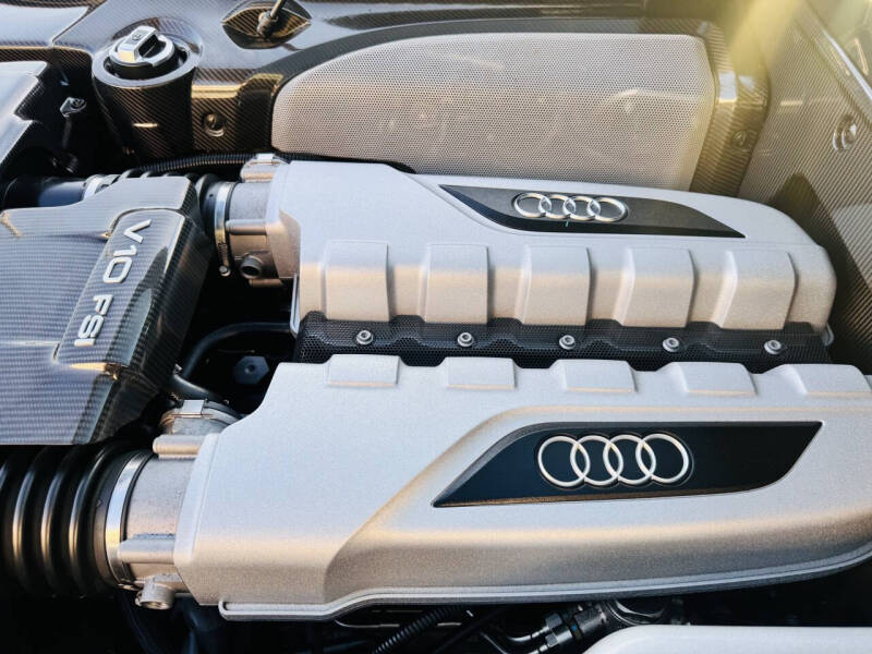 2010 Audi R8 5.2 quattro