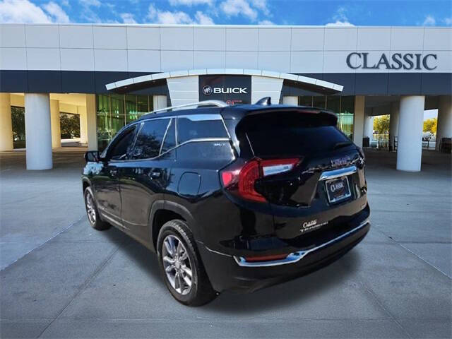 2024 GMC Terrain SLT