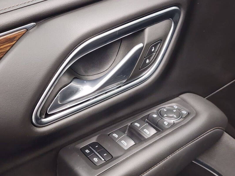 2023 Chevrolet Suburban High Country