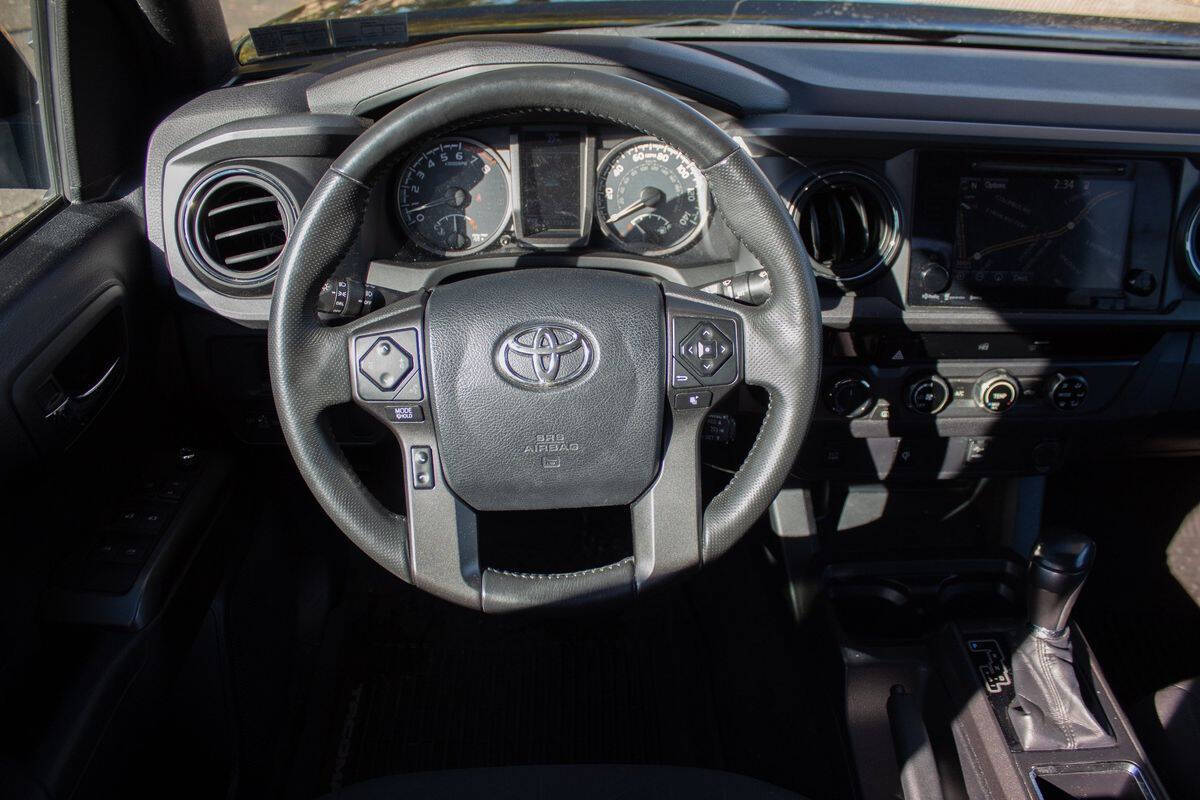 2016 Toyota Tacoma for sale at Vrbo Motors in Linden, NJ