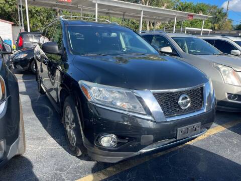 2015 Nissan Pathfinder for sale at America Auto Wholesale Inc in Miami FL