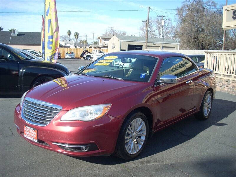 2013 Chrysler 200 Limited