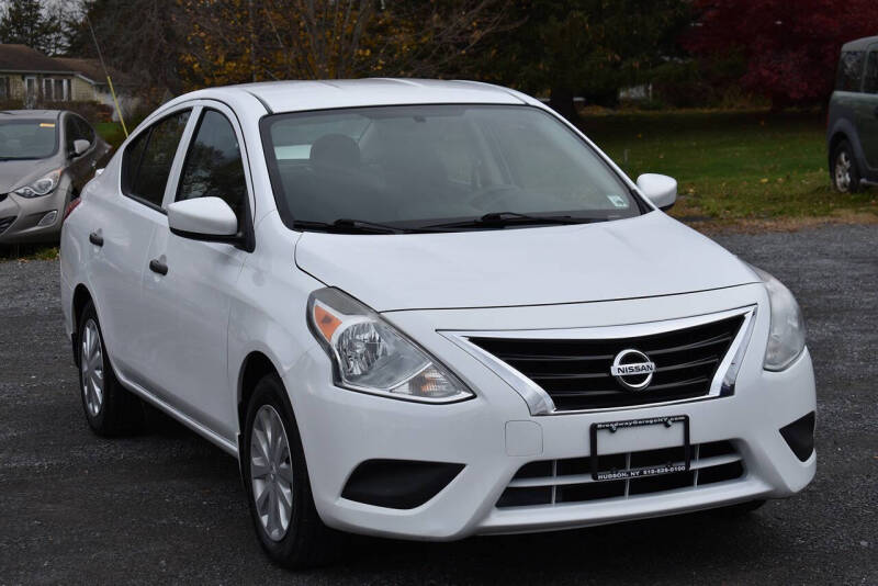 2016 Nissan Versa 1.6 S Plus