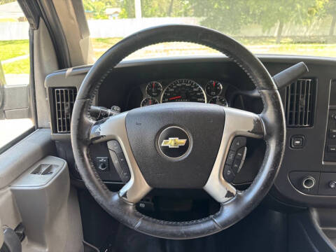2017 Chevrolet Express LT 3500