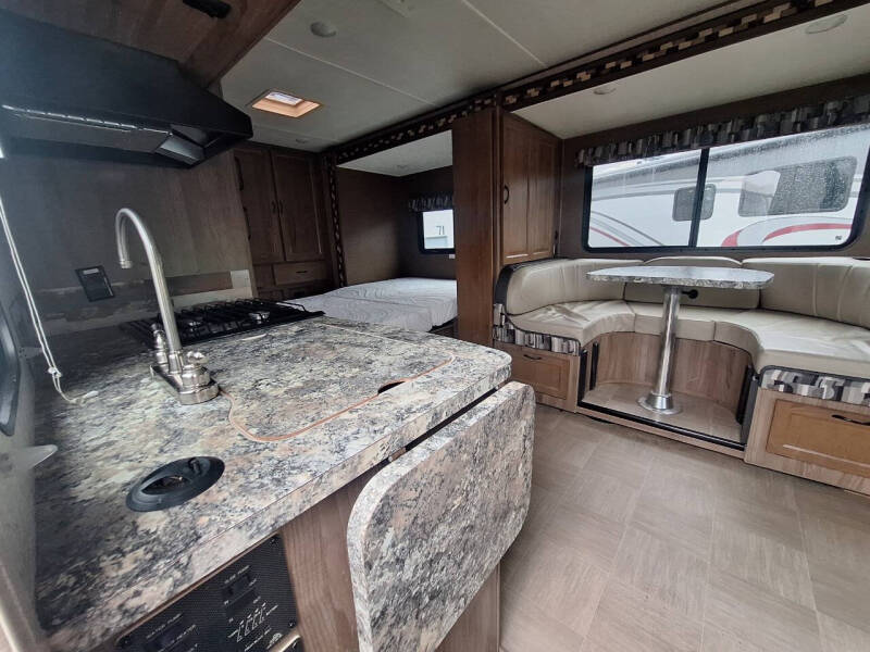 2017 Coachmen RV Prism 2200LE