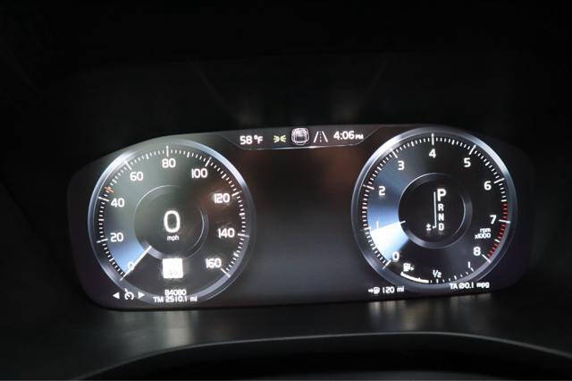 2018 Volvo XC60 T5 Momentum