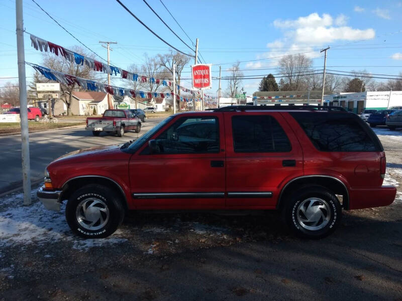 2001 Chevrolet Blazer for sale at Antique Motors in Plymouth IN