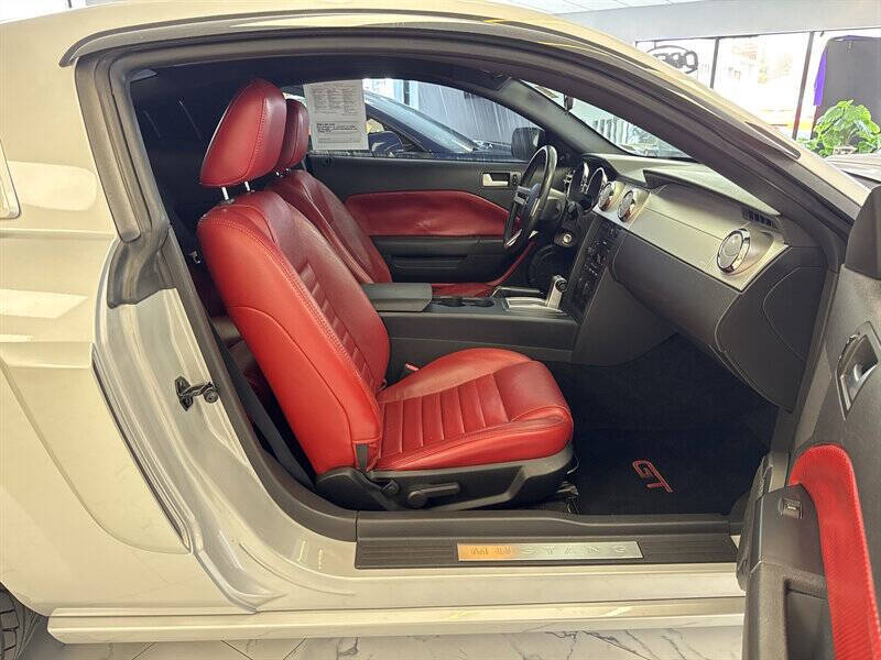 2006 Ford Mustang GT Premium