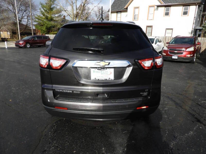 2017 Chevrolet Traverse LT