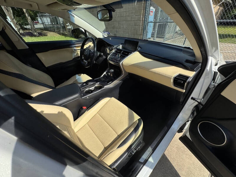 2015 Lexus NX 200t