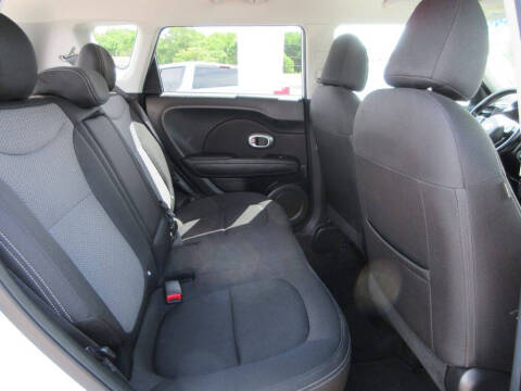 2017 Kia Soul +