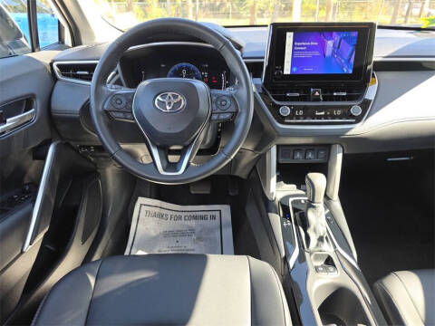 2024 Toyota Corolla Cross XLE