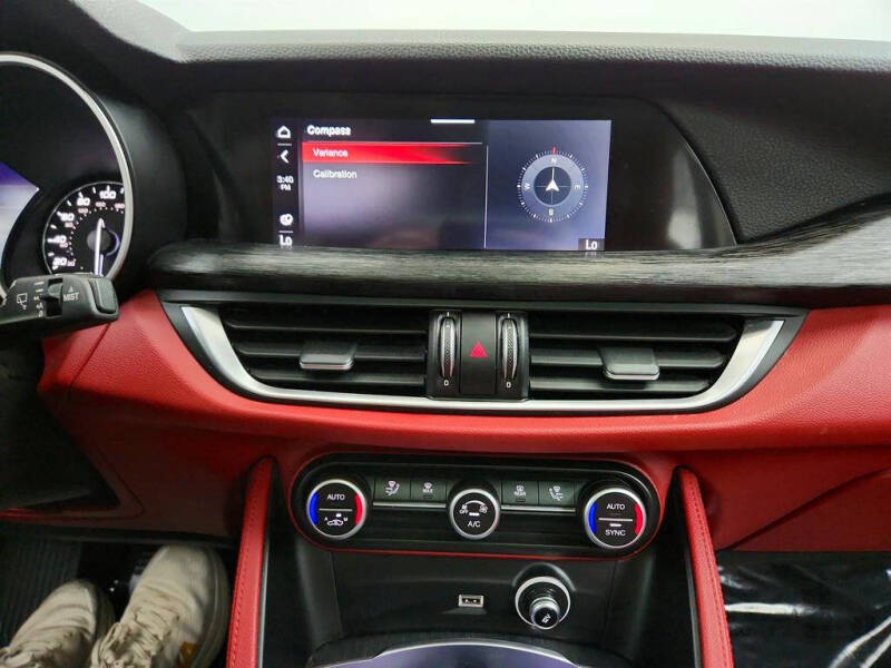 2020 Alfa Romeo Stelvio