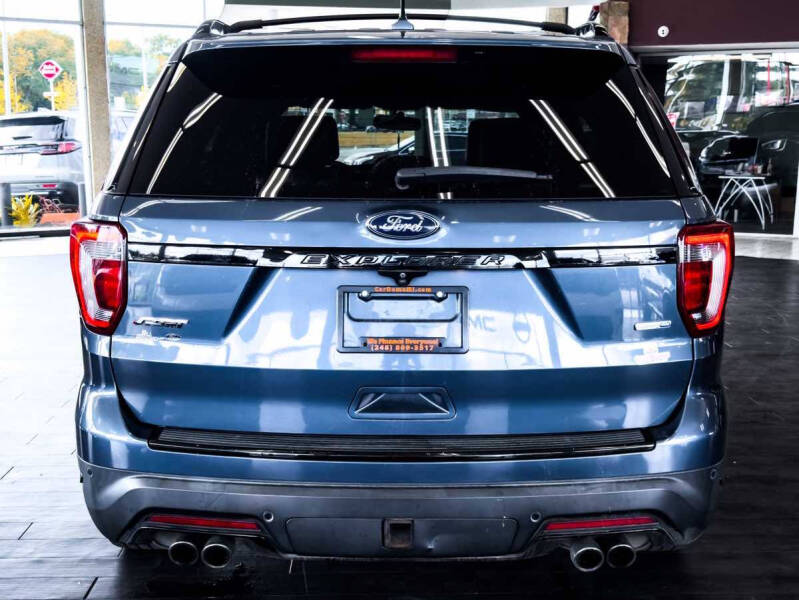 2018 Ford Explorer Sport
