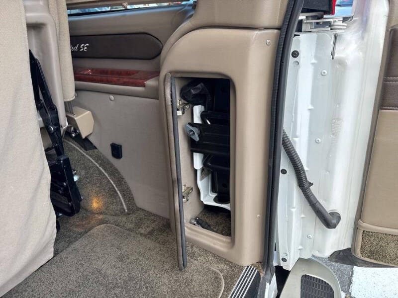 2019 Chevrolet Express 2500