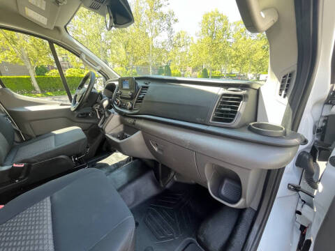 2025 Ford Transit