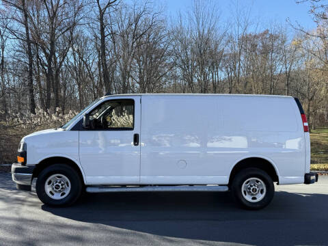 2024 GMC Savana 2500