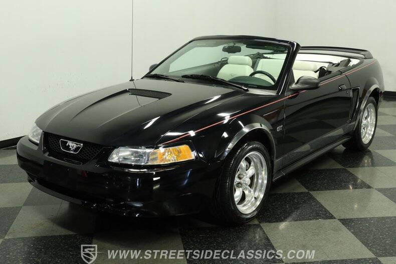 2000 Ford Mustang GT