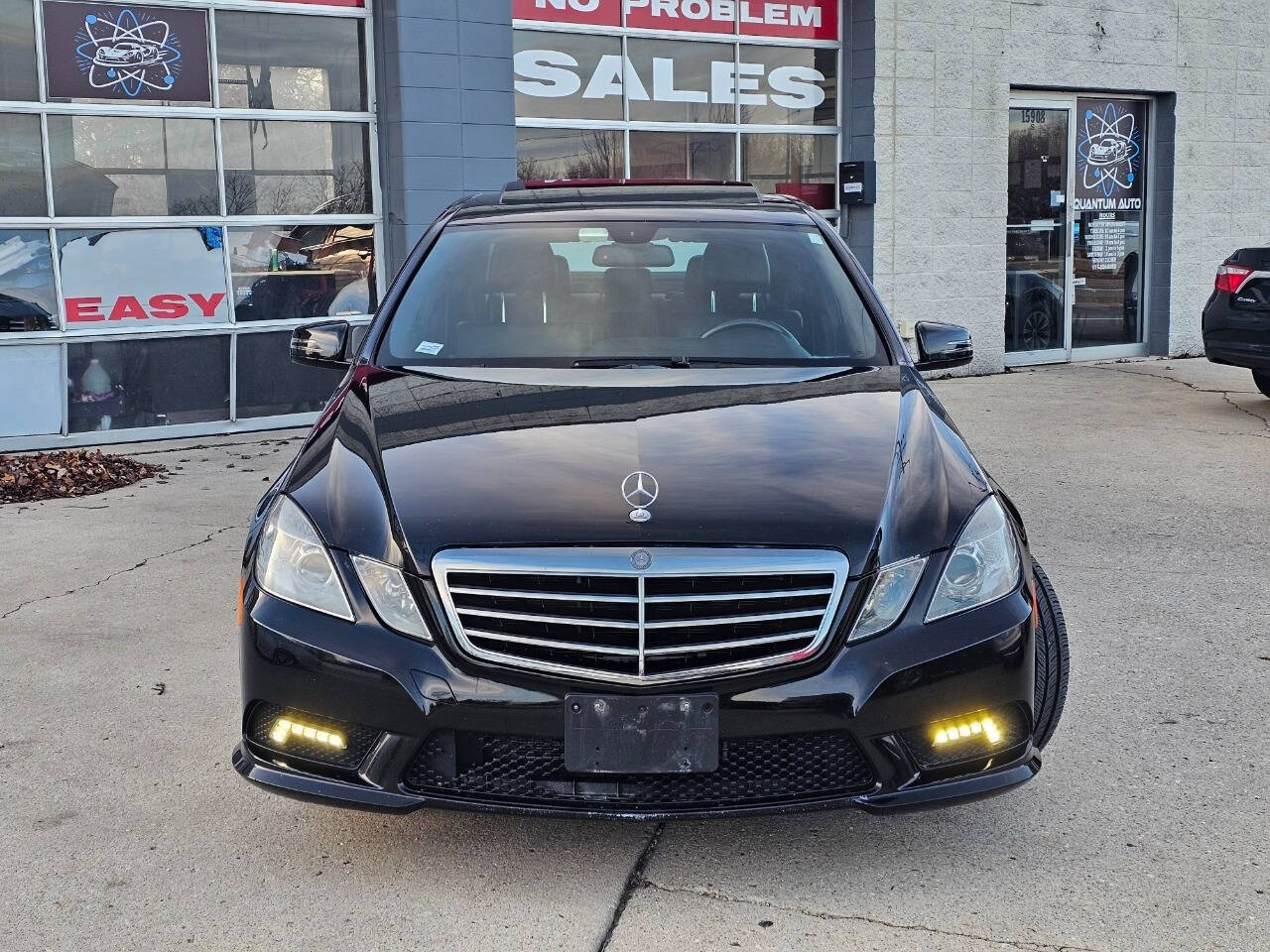 2011 Mercedes-Benz E-Class for sale at Quantum Auto Co in Plainfield, IL