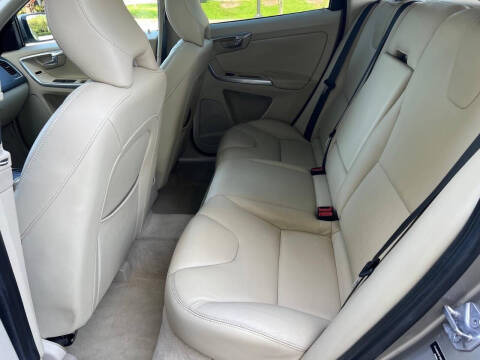 2015 Volvo XC60 T5 Drive-E Premier