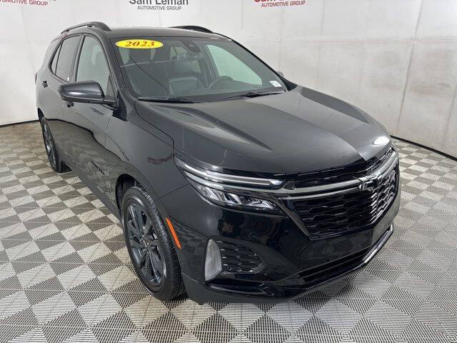Used 2023 Chevrolet Equinox RS with VIN 3GNAXMEG9PL218052 for sale in Bloomington, IL