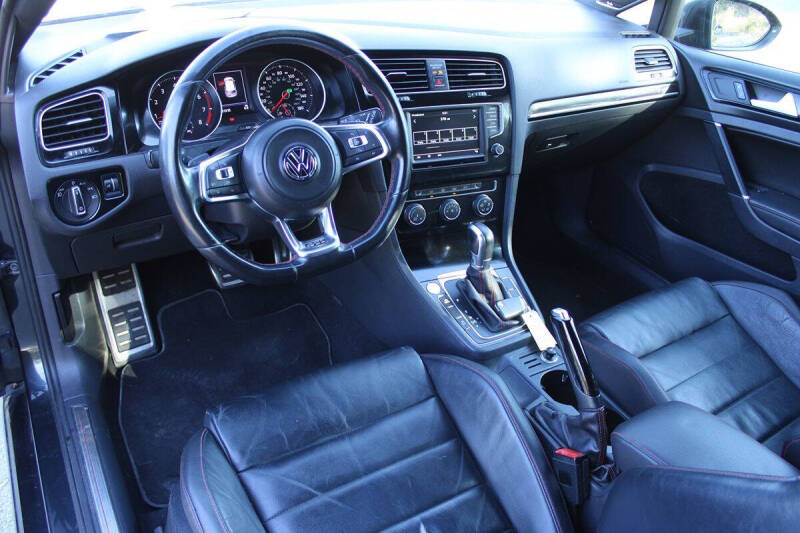 2016 Volkswagen Golf GTI