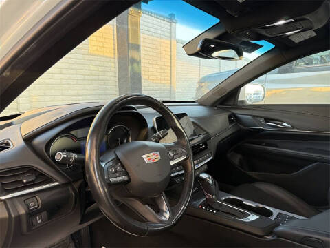 2023 Cadillac CT4 Premium Luxury