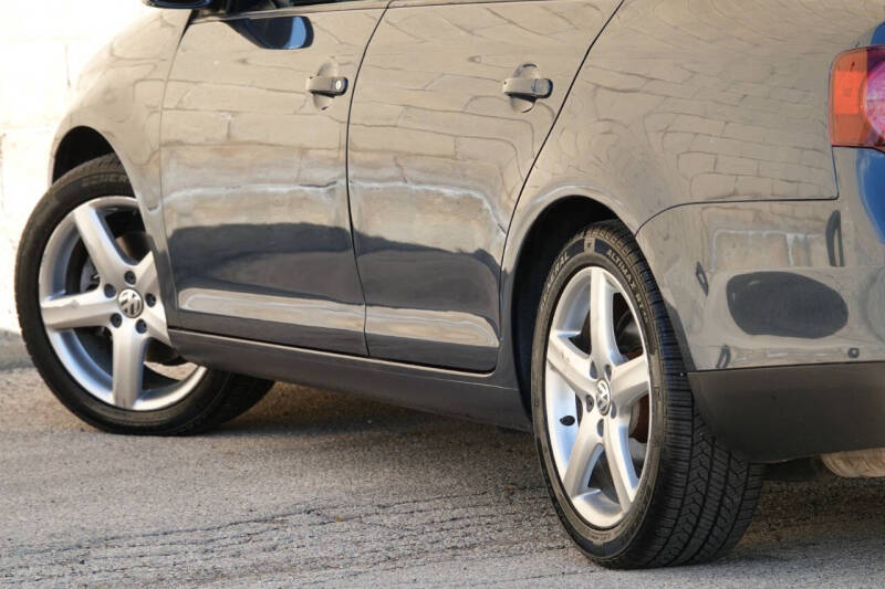 2010 Volkswagen Jetta Limited Edition PZEV