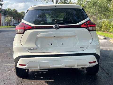2021 Nissan Kicks SV