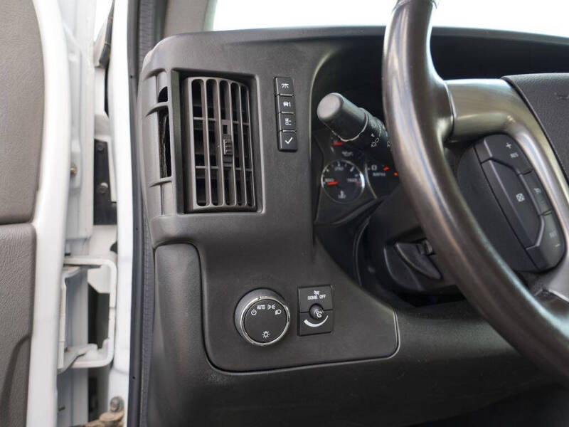 2017 Chevrolet Express LS 2500