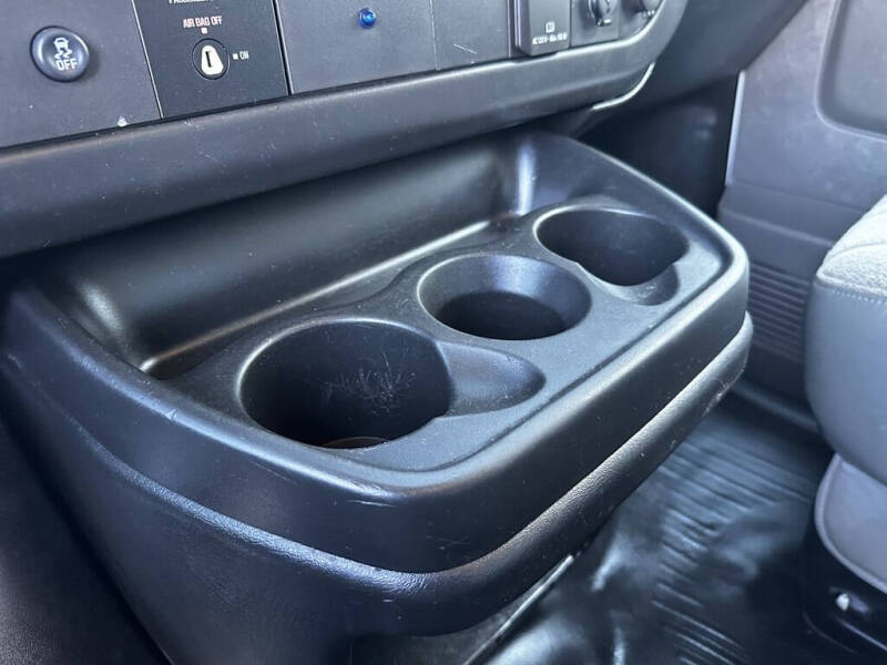 2015 Chevrolet Express 2500